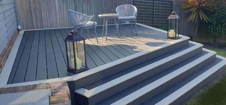 TREX Decking in Pacific Palisades, CA